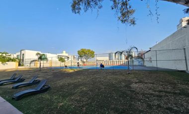 ZONA ANGEL LEAÑO COTO LOS ROBLES LOTE EN VENTA CON MUCHA PRIVACIDAD