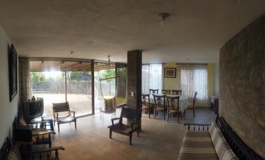 Casa en venta de 3 habitaciones de oportunidad, en Pedro Vicente Maldonado, Quito Ecuador