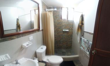 Casa en venta de 3 habitaciones de oportunidad, en Pedro Vicente Maldonado, Quito Ecuador