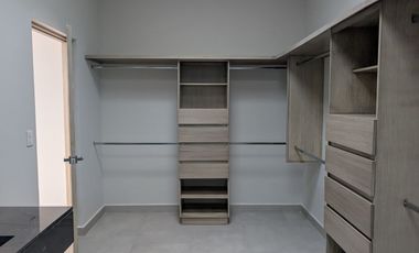 CASA EN VENTA EN ALTARES RESIDENCIAL CARRETERA NACIONAL