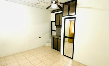 Suite en Alquiler en Urdesa Central, Planta Baja, 1 Habitación, 1 Baño, Norte de Guayaquil.