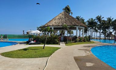 ¡ VENTA CASA 3 RECAMARAS EN ZONA DIAMANTE CON CLUB DE PLAYA !