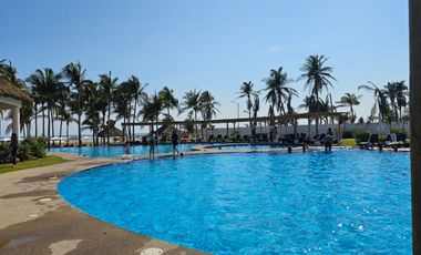 ¡ VENTA CASA 3 RECAMARAS EN ZONA DIAMANTE CON CLUB DE PLAYA !