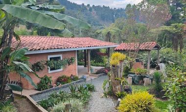 Venta de casa finca en La Estrella La Tablaza