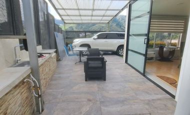 VENTA DE CASA INDEPENDIENTE DE 320 m2 EN LA FLORIDA, VILLAMARÍA, CALDAS.