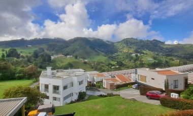 VENTA DE CASA INDEPENDIENTE DE 320 m2 EN LA FLORIDA, VILLAMARÍA, CALDAS.