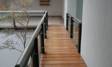 PRECIOSA CASA REMODELADA EN VENTA LOMAS DEL SEMINARIO
