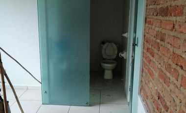 PRECIOSA CASA REMODELADA EN VENTA LOMAS DEL SEMINARIO