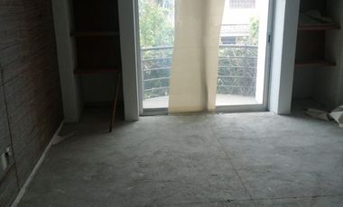 PRECIOSA CASA REMODELADA EN VENTA LOMAS DEL SEMINARIO