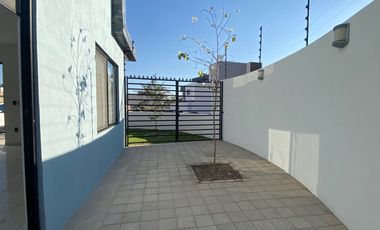 Casa en Renta en condominio Fraccionamiento Carlota Residencial