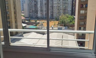 Departamento en venta Remodelado en Santa Isabel con Lira 3D/2B + Estacionamiento