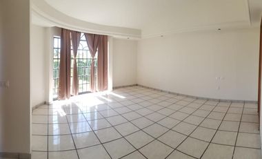 EXCELENTE CASA CONDOMINIO CUMBRES, RESIDENCIAL GUADALUPE