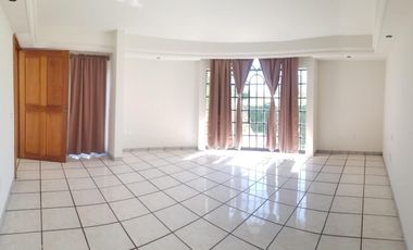 EXCELENTE CASA CONDOMINIO CUMBRES, RESIDENCIAL GUADALUPE