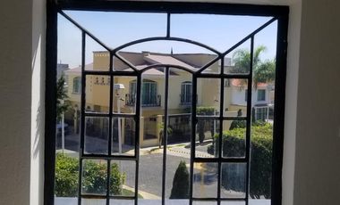 EXCELENTE CASA CONDOMINIO CUMBRES, RESIDENCIAL GUADALUPE