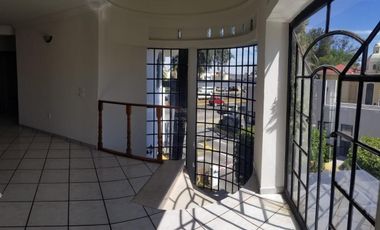 EXCELENTE CASA CONDOMINIO CUMBRES, RESIDENCIAL GUADALUPE