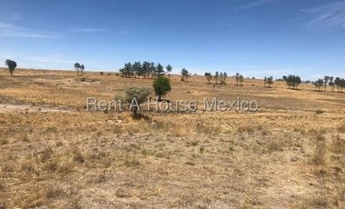VENTA de macrolote 157783 m en via a palmillas-opcion cambio a industrial
