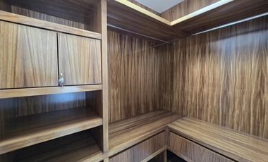 Se vende casa en Solares