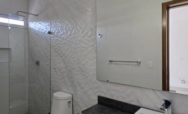 Se vende casa en Solares