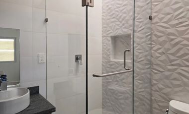 Se vende casa en Solares