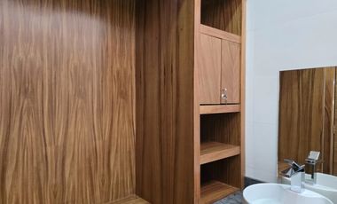 Se vende casa en Solares