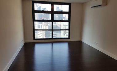 1BR CONDO FOR SALE GARDEN TOWERS MAKATI