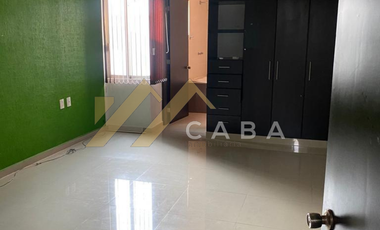 CASA EN VENTA CON RECAMARAS CLIMATIZADAS Y ACABADOS MINIMALISTAS