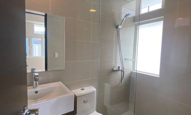 Rent to own Studio Condo for sale in San Antonio Residence near Makati Medical Center