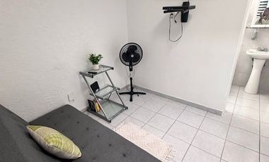 RENTA DE CASA AMUEBLADA EN ZONA SUR