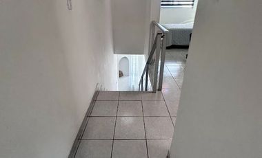 RENTA DE CASA AMUEBLADA EN ZONA SUR