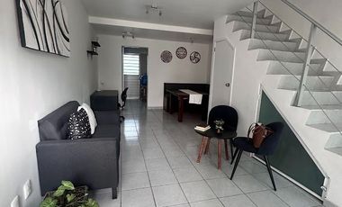 RENTA DE CASA AMUEBLADA EN ZONA SUR