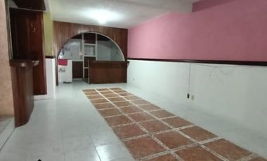 Casa ampliada de 2 recámaras en El Coyol, a media cuadra de J B Lobos