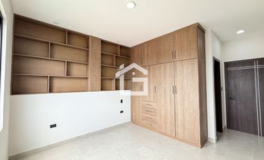 Casa por Estrenar en Venta en Portal del Río, Machala
