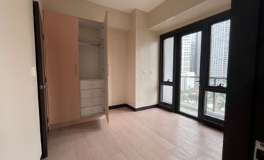 Rent to Own Executive 1 Bedroom Condo For Sale in Greenbelt Hamilton Makati CBD