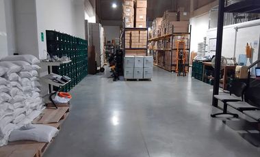 48216 Bodega independiente en arriendon en el sector Centro de la Moda, Itagui