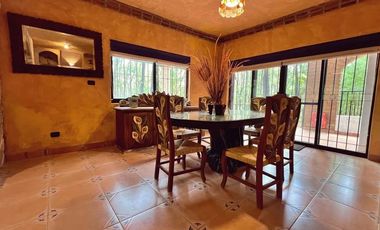 Venta de casa en exclusivo Fraccionamiento Reserva de los Encinos Teuchitlan   $9,500,000