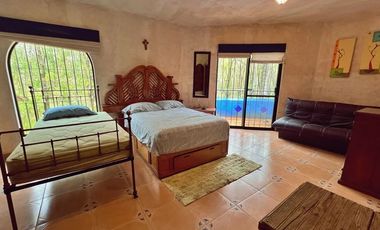 Venta de casa en exclusivo Fraccionamiento Reserva de los Encinos Teuchitlan   $9,500,000