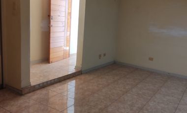 ¡Ubicadisima! Vendo Casa en Av Cutervo - Ica
