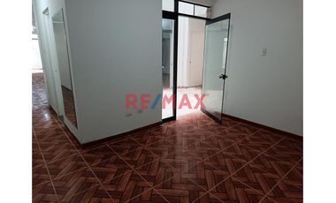 Venta De Edificio De 5 Pisos En Pueblo Libre