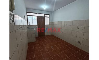 Venta De Edificio De 5 Pisos En Pueblo Libre