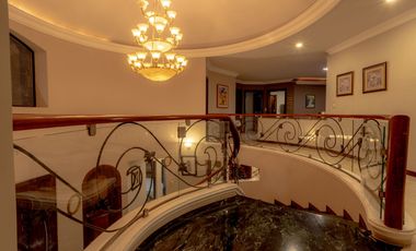 Espectacular Casa en Venta en La Concepción Zavaleta