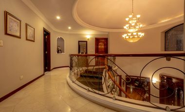 Espectacular Casa en Venta en La Concepción Zavaleta