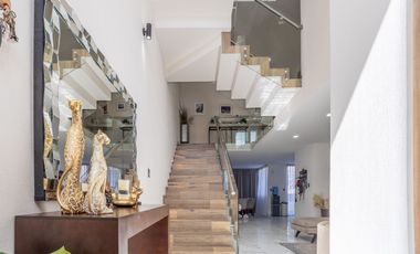 Casa en Venta en Bosques de Zavaleta