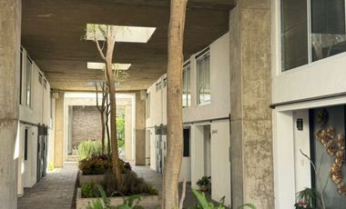 LOFT EN DOS NIVELES EN RENTA PLAZA SAN DIEGO $22,000 CON MANT. DISPONIBLE MARZO 2025