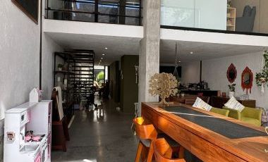 LOFT EN DOS NIVELES EN RENTA PLAZA SAN DIEGO $22,000 CON MANT. DISPONIBLE MARZO 2025