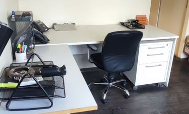 Oficina Remodelada en Venta – Providencia, a Pasos del Metro Los Leones