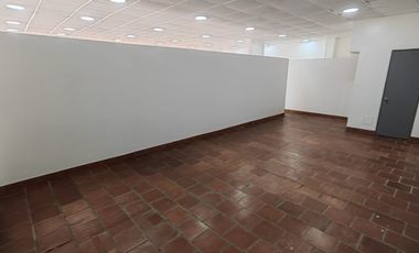 VENTA LOCAL ESQUINERO PATIOS