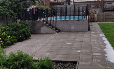 Departamento 1D/1B en Venta Semi Nuevo, Vista Despejada, a Pasos del Metro Hospitales