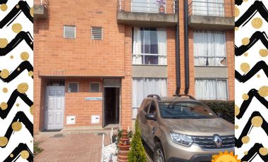 VENTA  CASA MOSQUERA -  96 M2