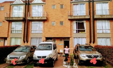 VENTA  CASA MOSQUERA -  96 M2