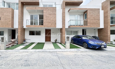 VENDO CASA PARQUE ESMERALDA